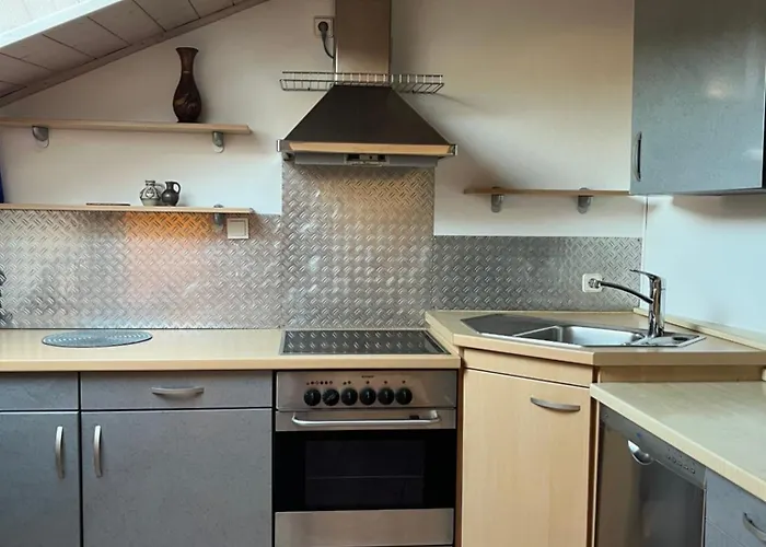 Charmante Mit Balkon Im Herzen Hoffenheims